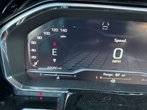 Used 2023 GMC Sierra 1500 SLT image 17