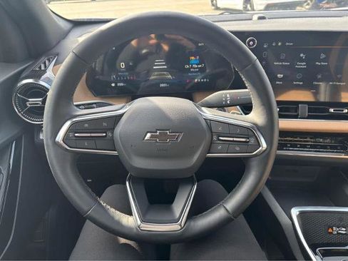 New 2025 Chevrolet Equinox ACTIV FWD image 28
