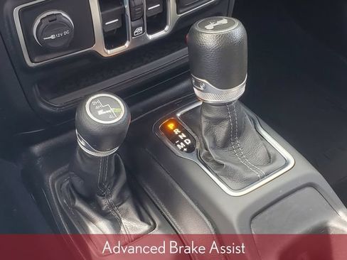 Used 2024 Jeep Wrangler Unlimited Sport AWD/4WD image 27