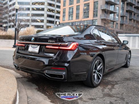 Used 2020 BMW 750i xDrive w/ M Sport Package image 7