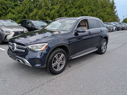 Used 2021 Mercedes-Benz GLC 300 4MATIC image 7