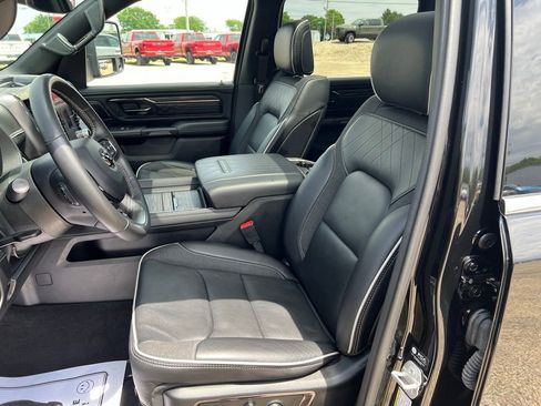 Used 2025 RAM 1500 Limited w/ Trailer Tow Group AWD/4WD image 40