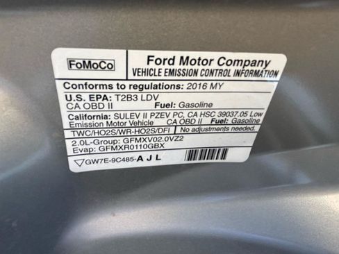 Used 2016 Ford Focus SE FWD image 40
