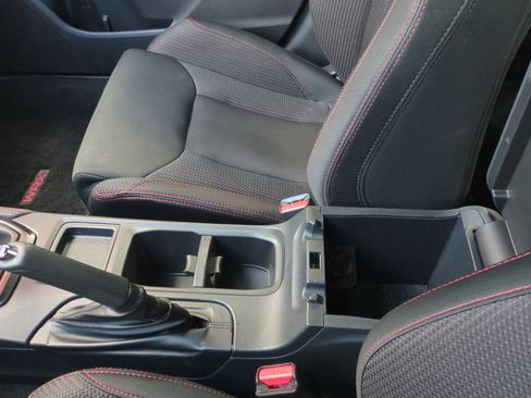 Used 2025 Subaru WRX Premium AWD/4WD image 31
