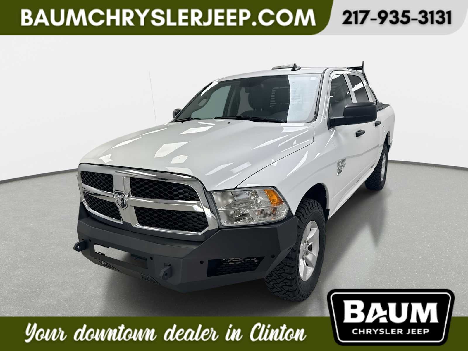 Used 2022 RAM 1500 Classic SLT w/ Electronics Group AWD/4WD image 1