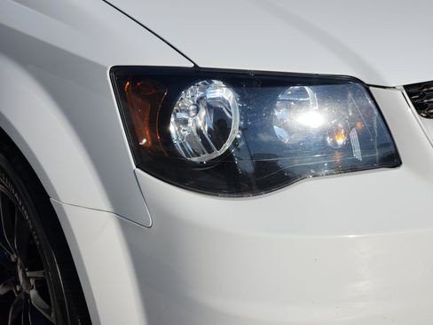 Used 2020 Dodge Grand Caravan GT FWD image 10