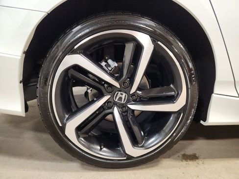 Used 2022 Honda Accord Sport image 26