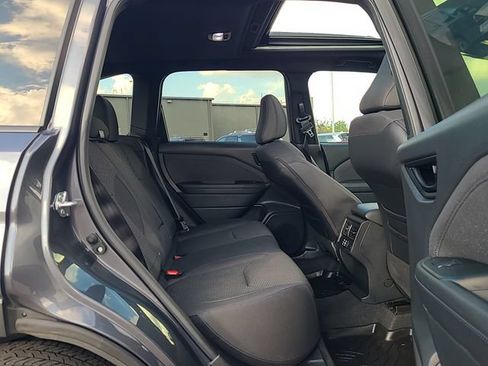 Used 2025 Subaru Forester Premium w/ Convenience Package #1 AWD/4WD image 32