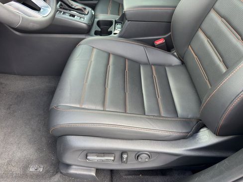 Used 2025 Honda CR-V Sport-L image 13