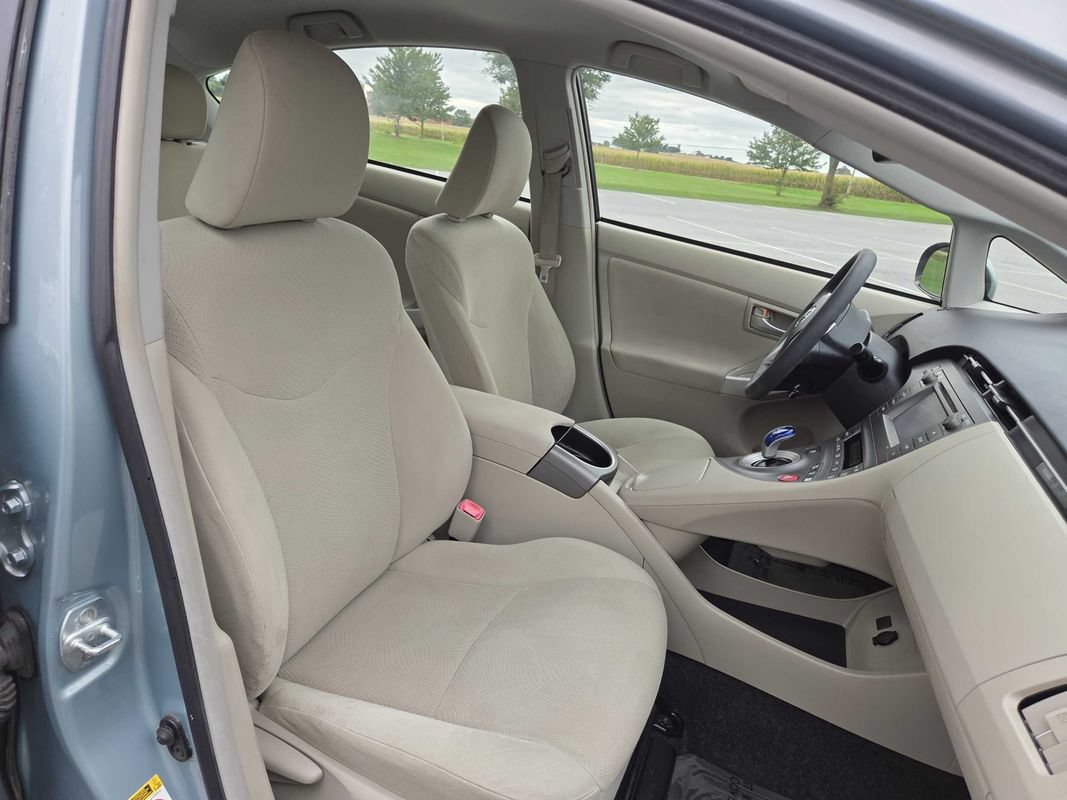 Used 2013 Toyota Prius Two FWD image 14