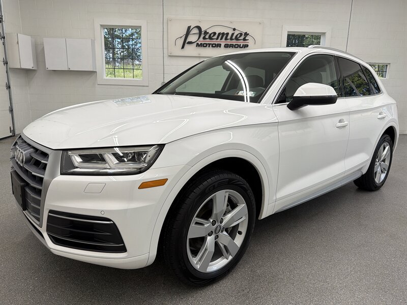 Used 2019 Audi Q5 2.0T Premium Plus w/ Premium Plus Package AWD/4WD image 1