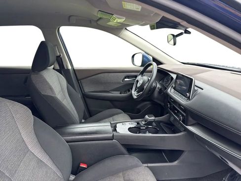 Used 2023 Nissan Rogue SV image 14