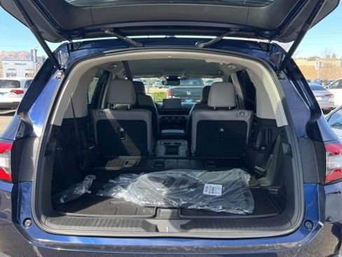 New 2025 Honda Pilot EX-L image 7