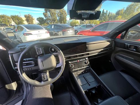 Used 2024 Hyundai Santa Fe Calligraphy image 8