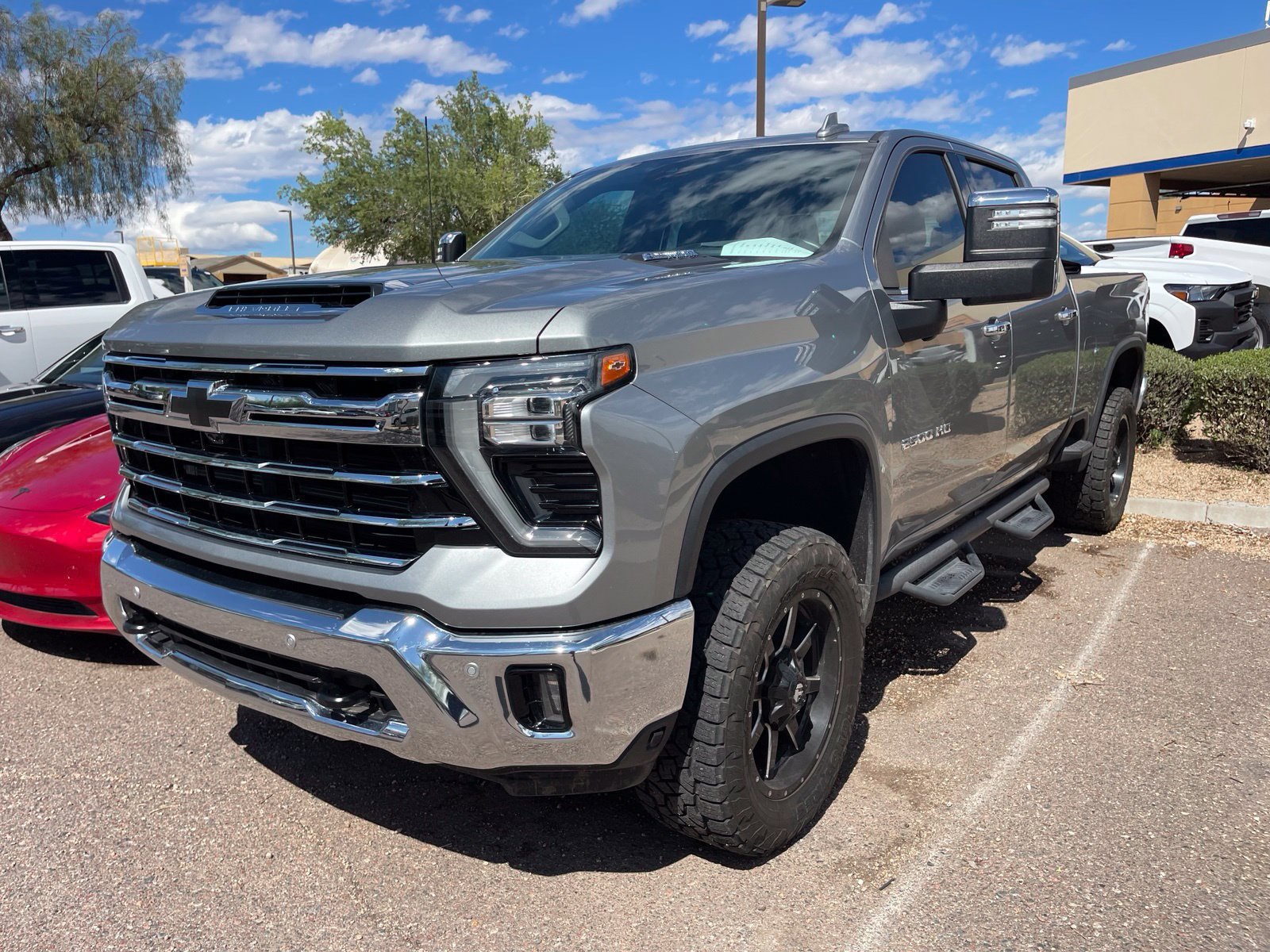 Used 2024 Chevrolet Silverado 2500 LTZ w/ LTZ Premium Package AWD/4WD image 2