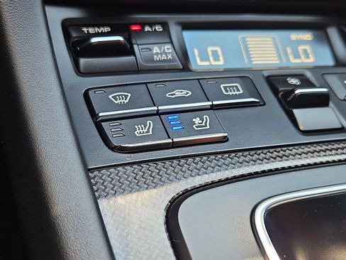 Used 2019 Porsche 911 Turbo S AWD/4WD image 23