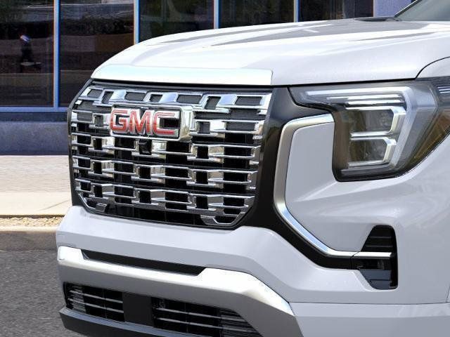 New 2027 GMC Terrain Denali w/ LPO, Floor Liner Package AWD/4WD image 13