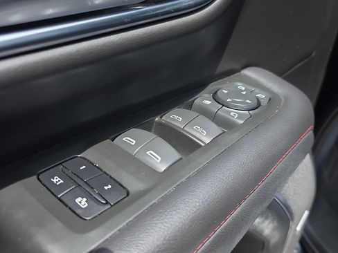Used 2022 Chevrolet Tahoe RST w/ Luxury Package RWD image 20