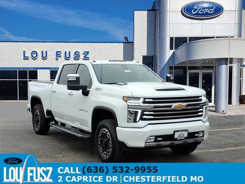 Used 2023 Chevrolet Silverado 2500 High Country image 1
