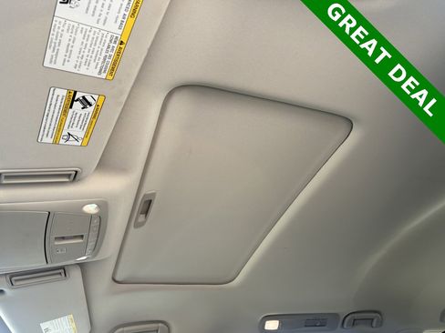 Used 2024 Nissan Armada Platinum w/ Captain's Chairs Package image 31