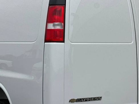 New 2026 Chevrolet Express 2500 w/ Driver Convenience Package RWD image 30
