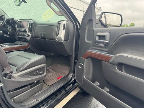 Used 2015 GMC Sierra 1500 SLT w/ Max Trailering Package AWD/4WD image 28
