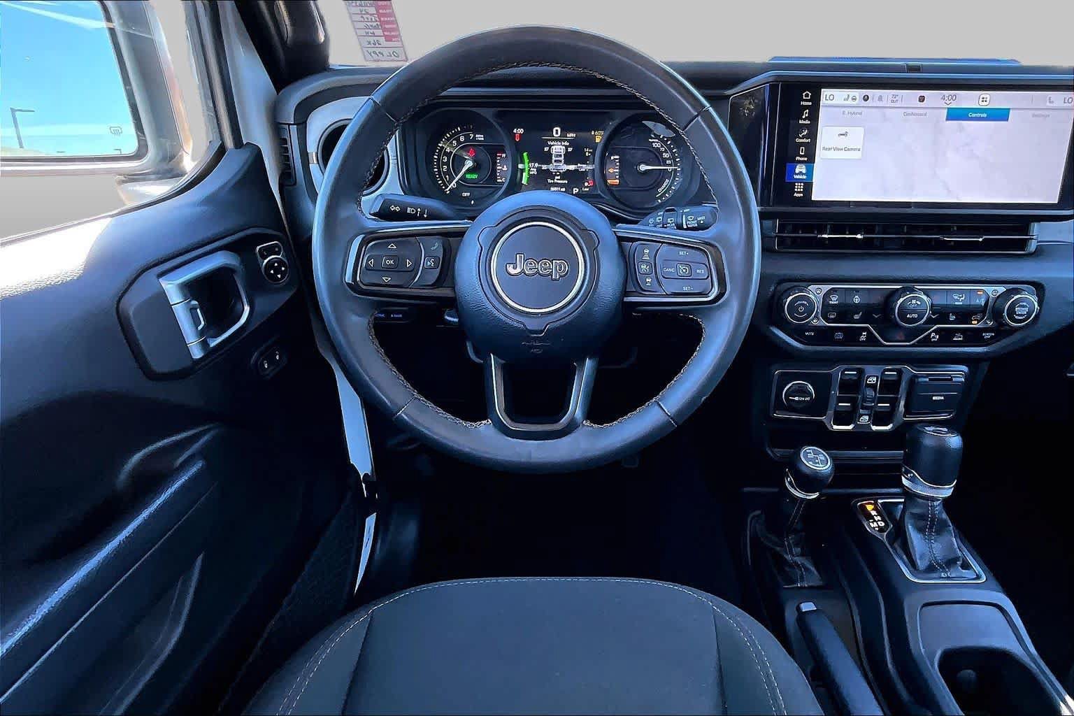Used 2024 Jeep Wrangler Unlimited w/ Convenience Group AWD/4WD image 6