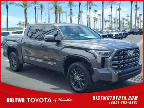 Used 2023 Toyota Tundra Platinum AWD/4WD image 1