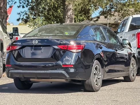 Used 2024 Nissan Sentra SV FWD image 3
