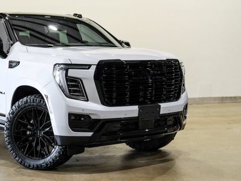 Used 2026 GMC Yukon XL Denali Ultimate AWD/4WD image 11