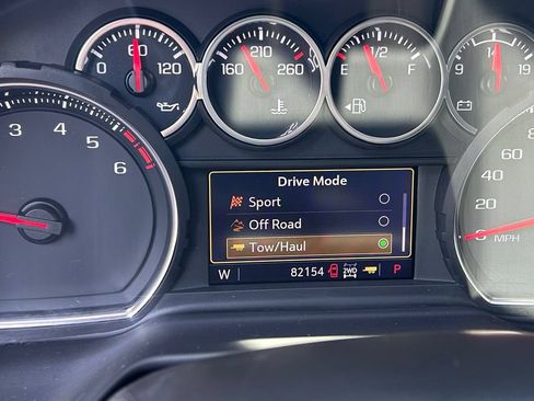 Used 2021 Chevrolet Tahoe RST AWD/4WD image 19