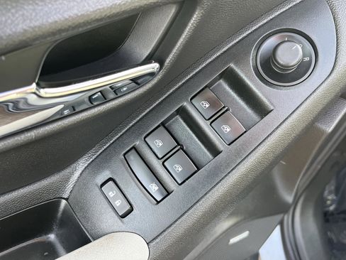 Used 2020 Chevrolet Trax Premier image 14