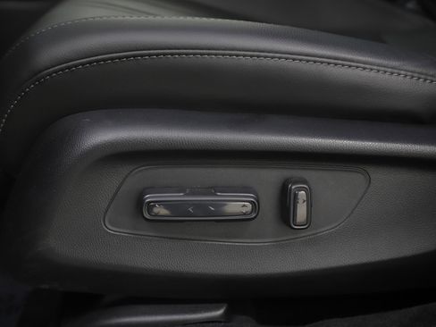 Used 2025 Honda HR-V EX-L image 24