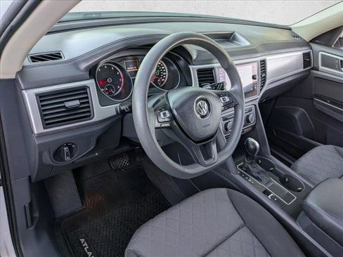 Used 2018 Volkswagen Atlas Launch Edition image 9