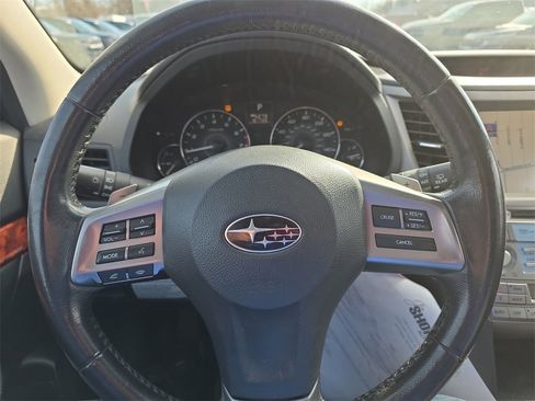Used 2012 Subaru Outback 2.5i Limited image 15