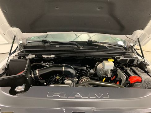 Used 2020 RAM 1500 Big Horn AWD/4WD image 15