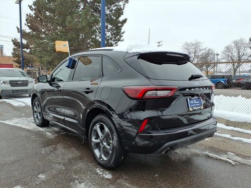 Certified 2024 Ford Escape ST-Line w/ Tech Pack #1 image 9