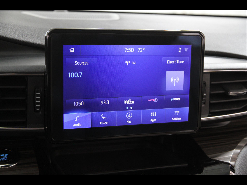 Used 2023 Ford Explorer Limited w/ Equipment Group 301A AWD/4WD image 11