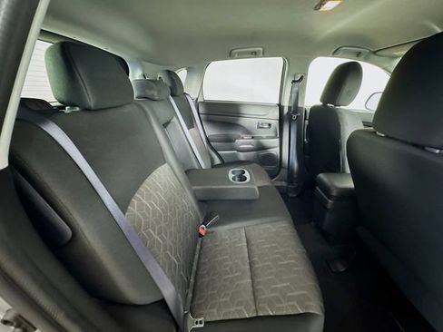 Used 2025 Mitsubishi Outlander Sport AWD image 25