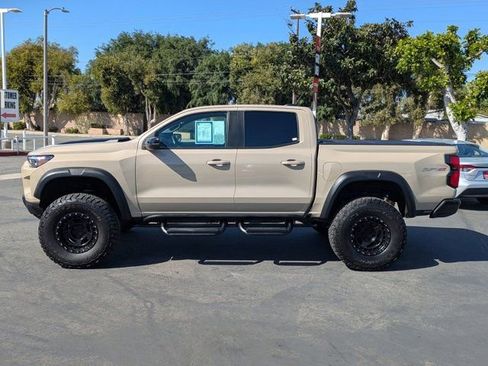 Used 2023 Chevrolet Colorado ZR2 w/ ZR2 Convenience Package III image 12