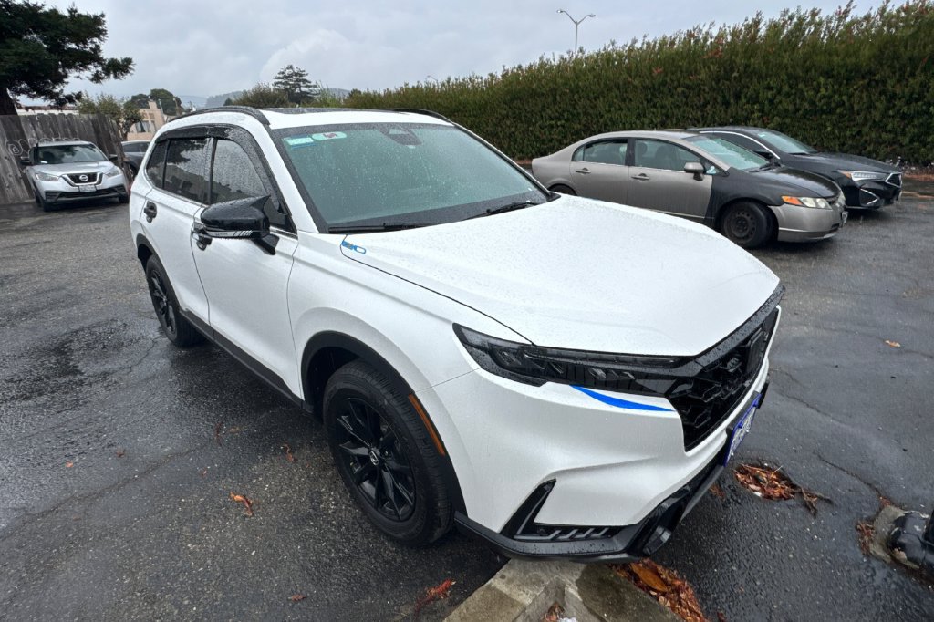 Used 2025 Honda CR-V Sport-L image 2