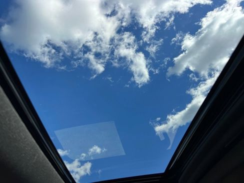 Certified 2025 GMC Sierra 1500 AT4 w/ AT4 Premium Package image 24