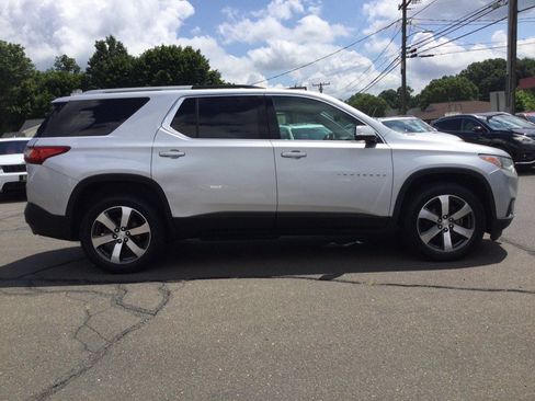 Used 2018 Chevrolet Traverse LT AWD/4WD image 7