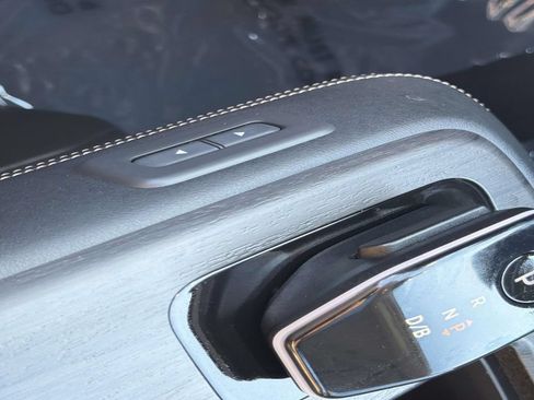 Used 2024 Nissan Ariya FWD image 26