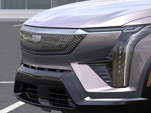 New 2026 Cadillac Optiq Luxury 1 image 13