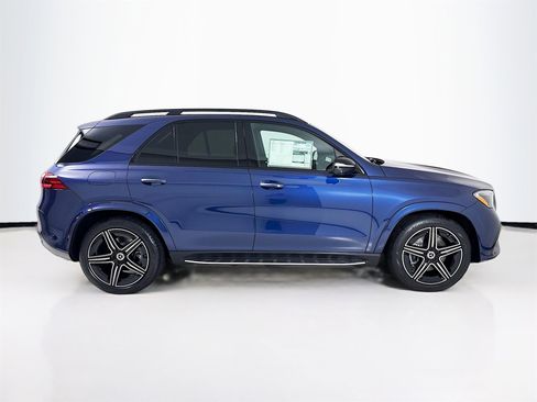 New 2026 Mercedes-Benz GLE 450 4MATIC image 9