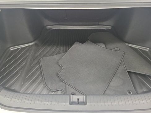 Certified 2025 Honda Accord SE image 10