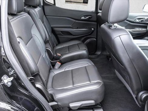 Used 2020 GMC Acadia SLT w/ Driver Alert Package II AWD/4WD image 25