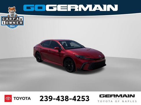 Used 2026 Toyota Camry SE FWD image 11
