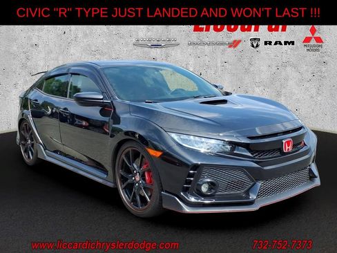 Used 2017 Honda Civic Type R image 1